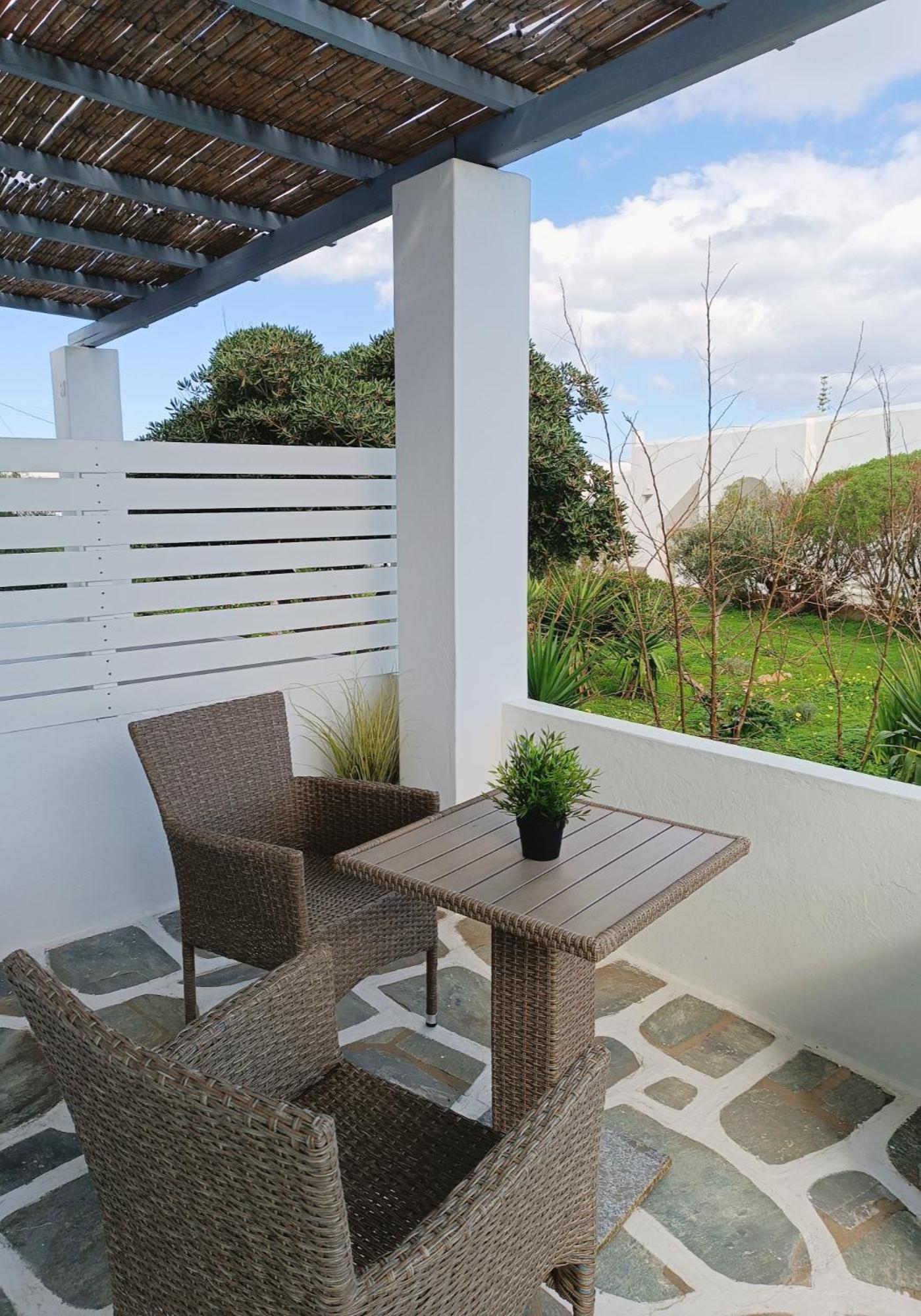 Apanema Paros Apartament *