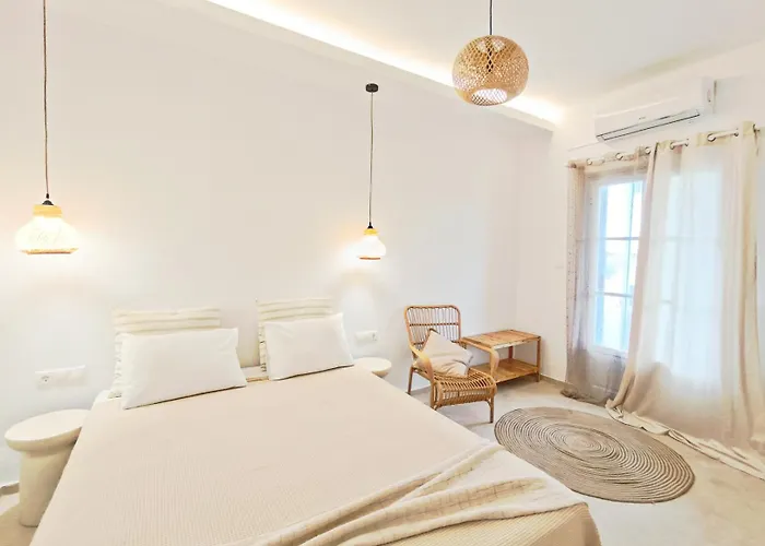 Apanema Paros
